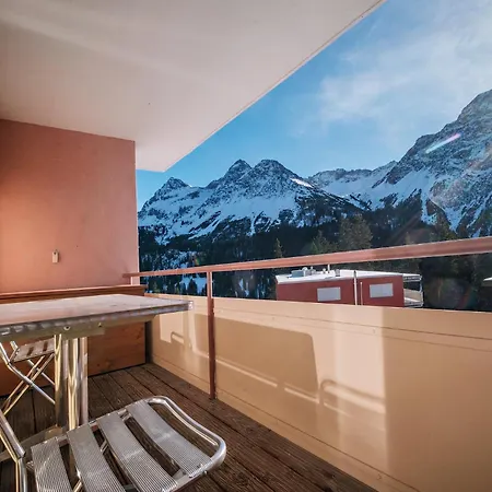 アパート Paradies 607 *